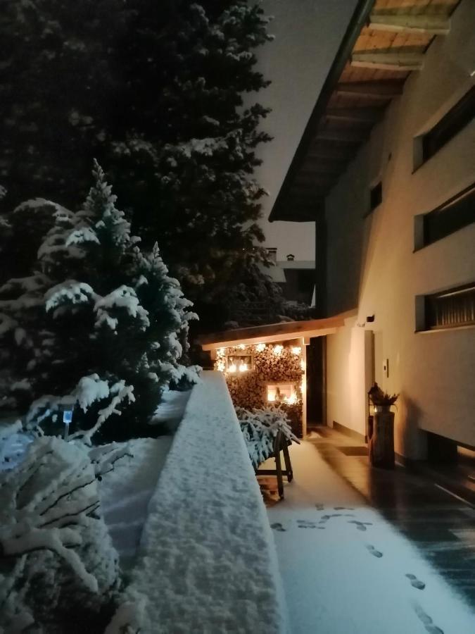 לינה וארוחת בוקר טזרו Casa De Fiemme מראה חיצוני תמונה